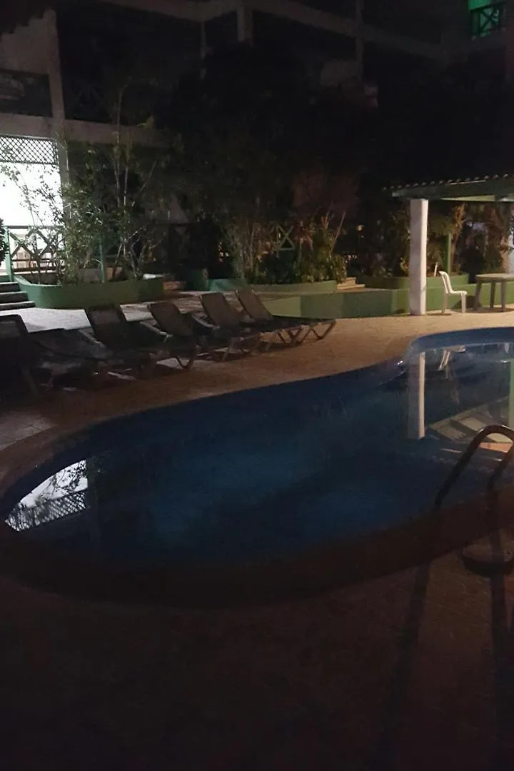 Terrazas Del Caribe, Aparta Hotel. Santo Domingo